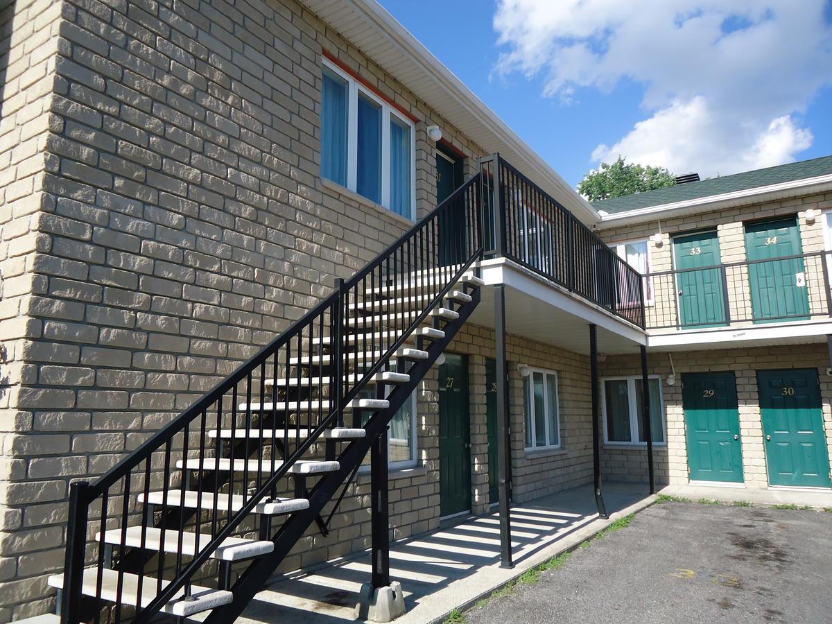 Motel Chateauguay Hull Esterno foto